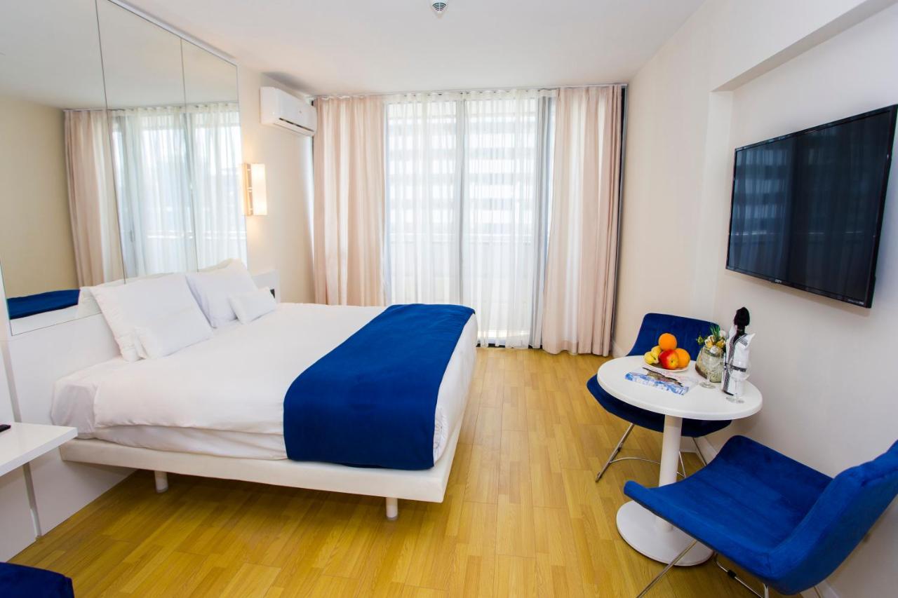 Сozy Apartment In Orbi City Batoemi Buitenkant foto
